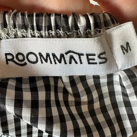 NWOT Roommates Off Shoulder Gingham Black and White 3/4" Puff Sleeve Top Size M - Picture 5 of 9